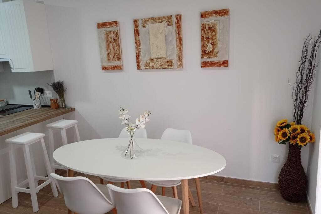 Apartamentos Xert Escapadas En Castellon Cerca De Morella Y Peniscola Chert Sant Mateu Exterior photo